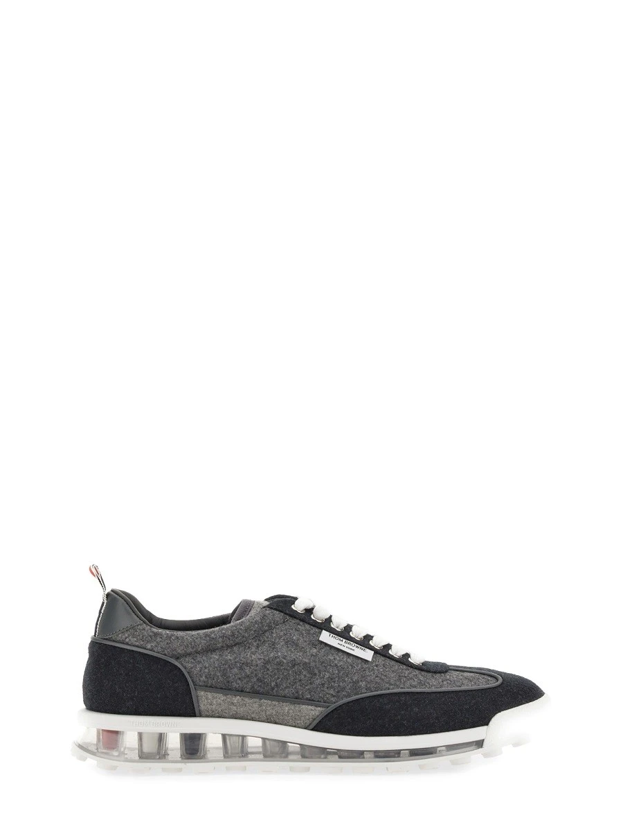 TECH RUNNER SNEAKER.webp
