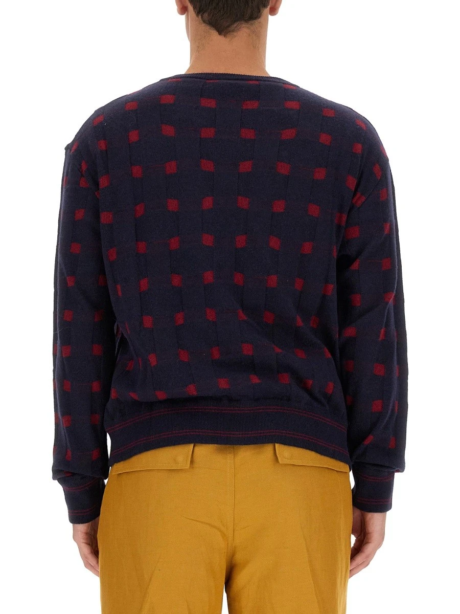 V-NECK CARDIGAN.webp