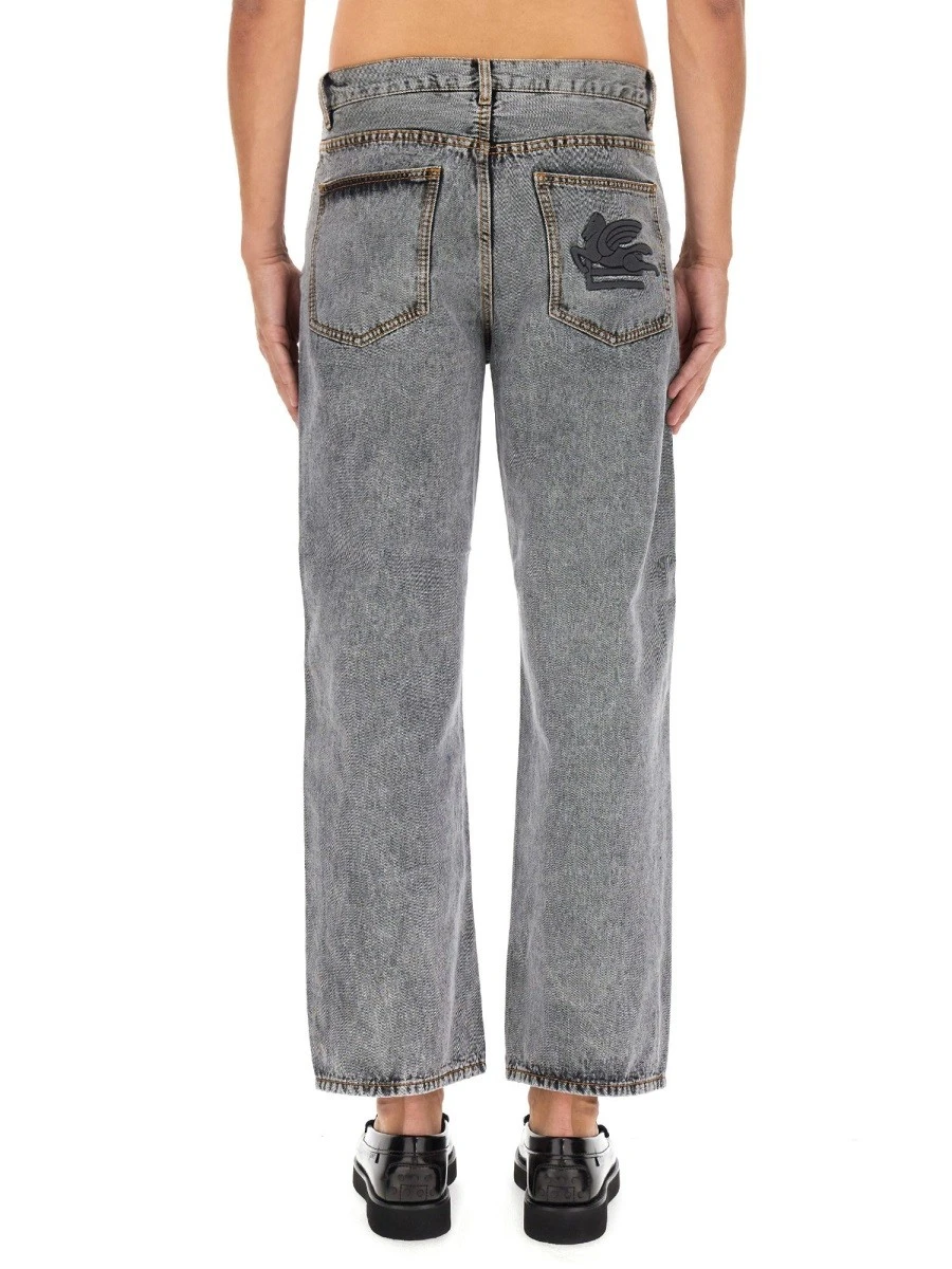 EASY FIT JEANS.webp