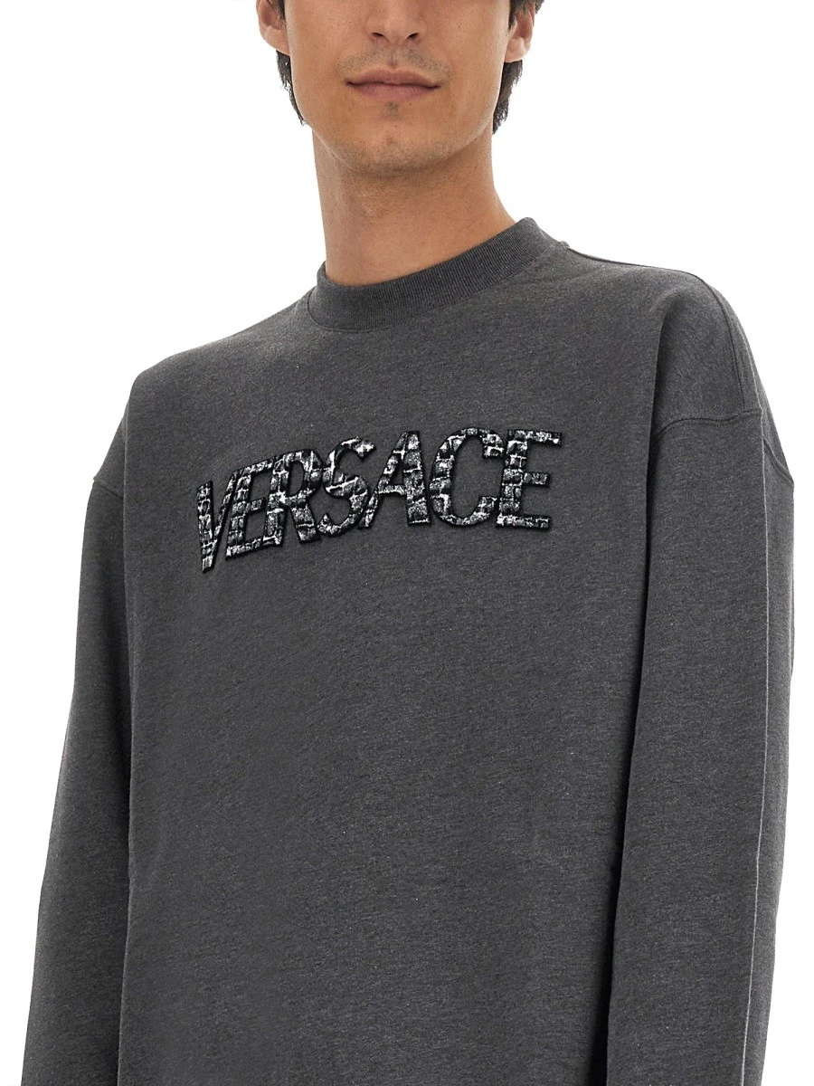 SWEATSHIRT WITH CROCODILE LOGO.webp
