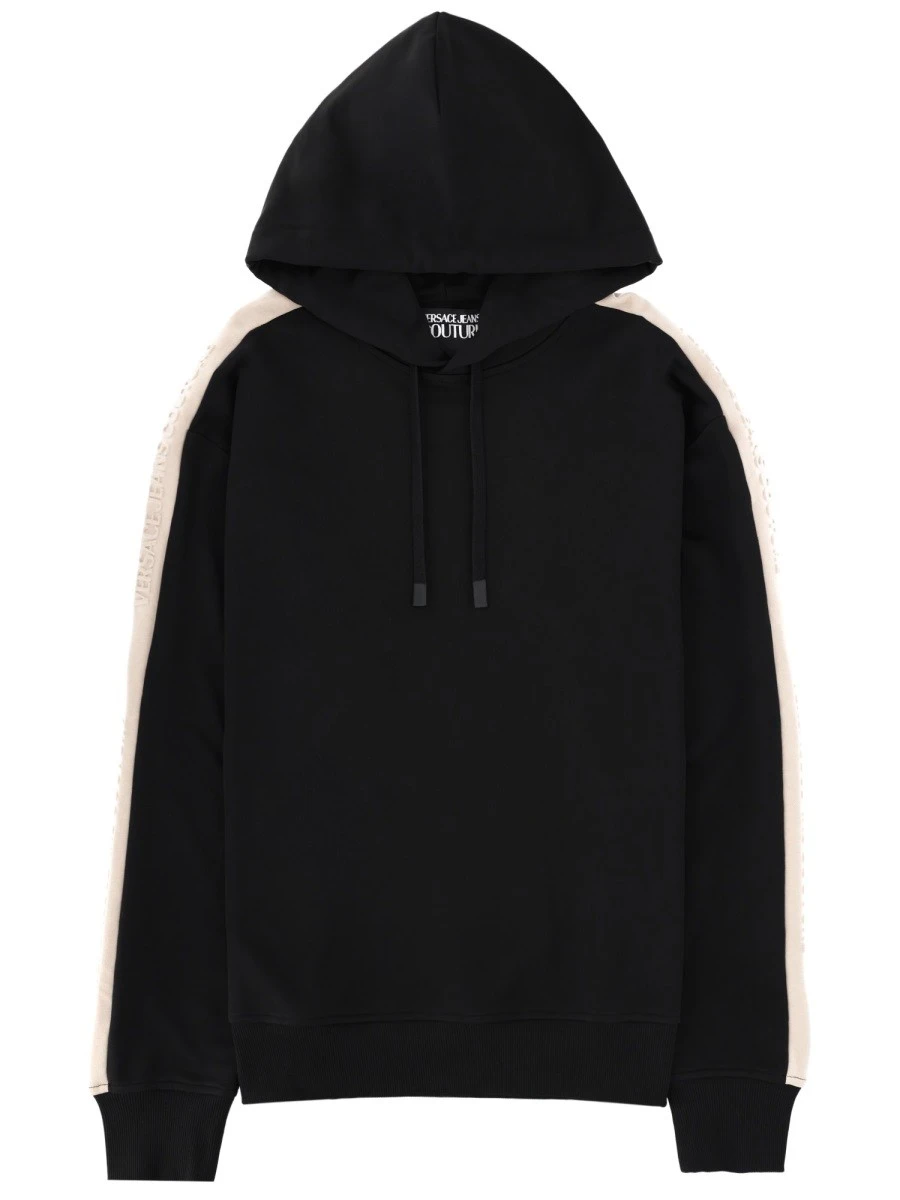 Iconic single-breasted pure virgin wool suit.webp