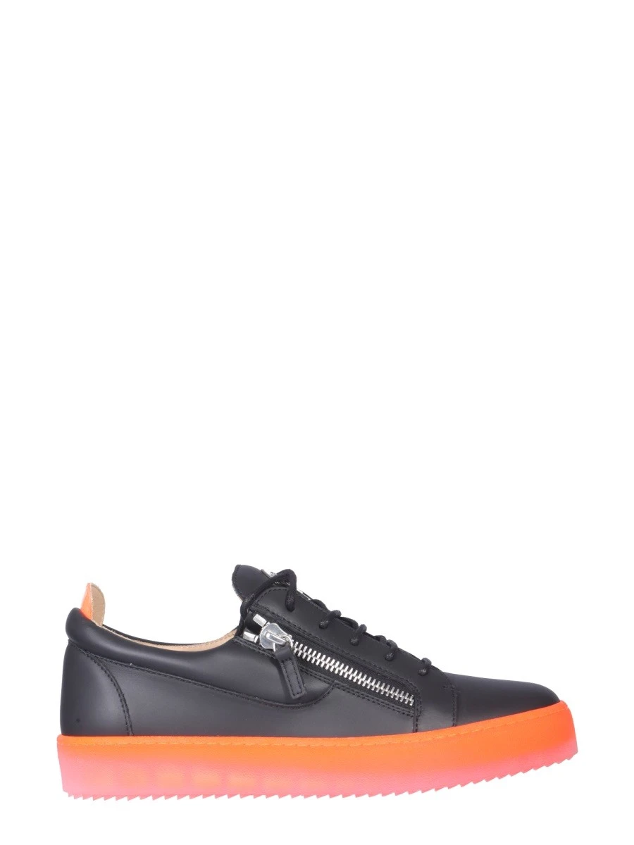 FRANKIE SNEAKERS.webp