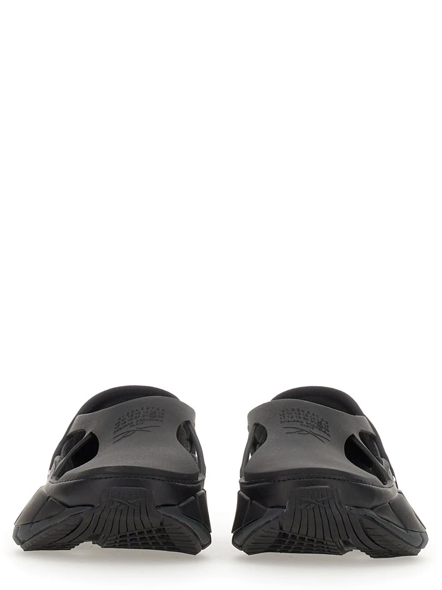 SNEAKERS PROJECT 0 CR.webp