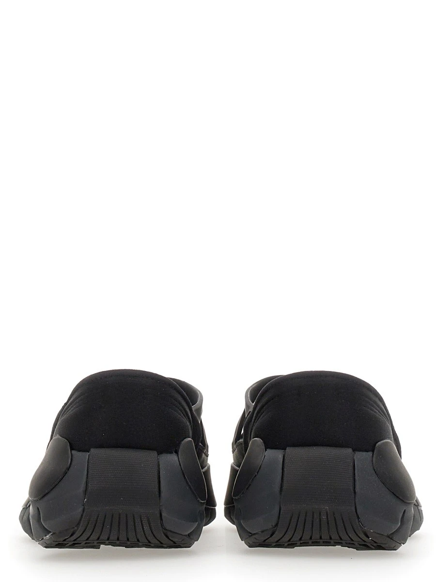 SNEAKERS PROJECT 0 CR.webp