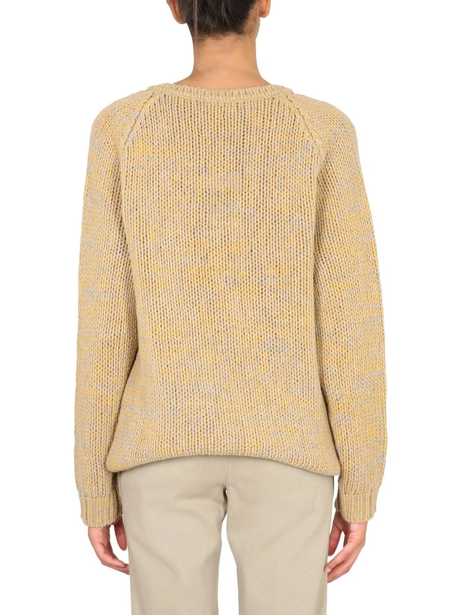 V-NECK SWEATER.webp