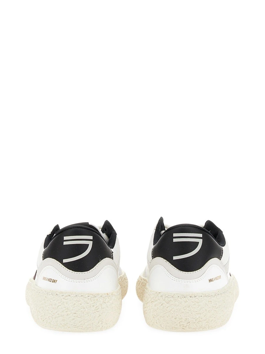 UVETTA SNEAKER.webp