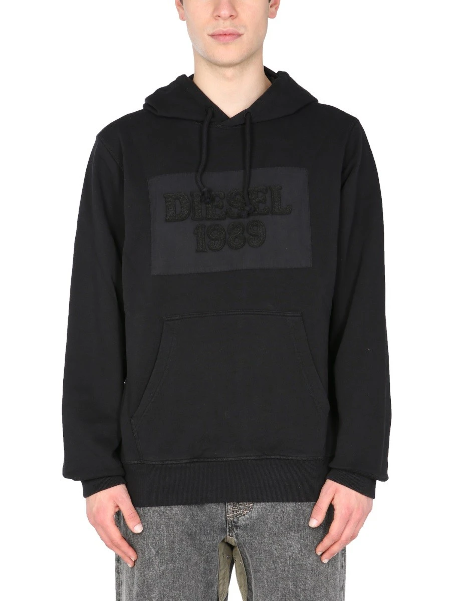 HOODIE.webp