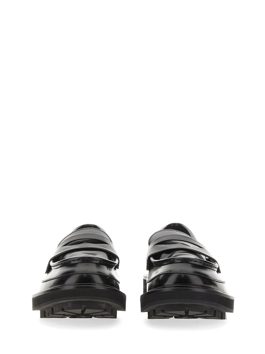 LEATHER LOAFER.webp