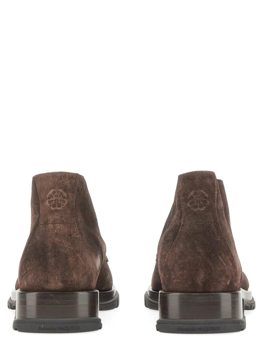 SUEDE BOOT.webp