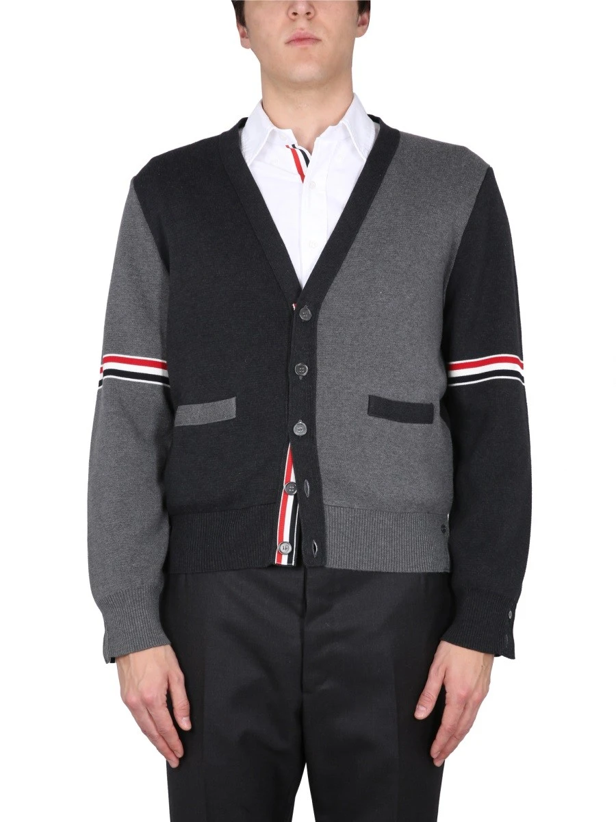 V-NECK CARDIGAN.webp