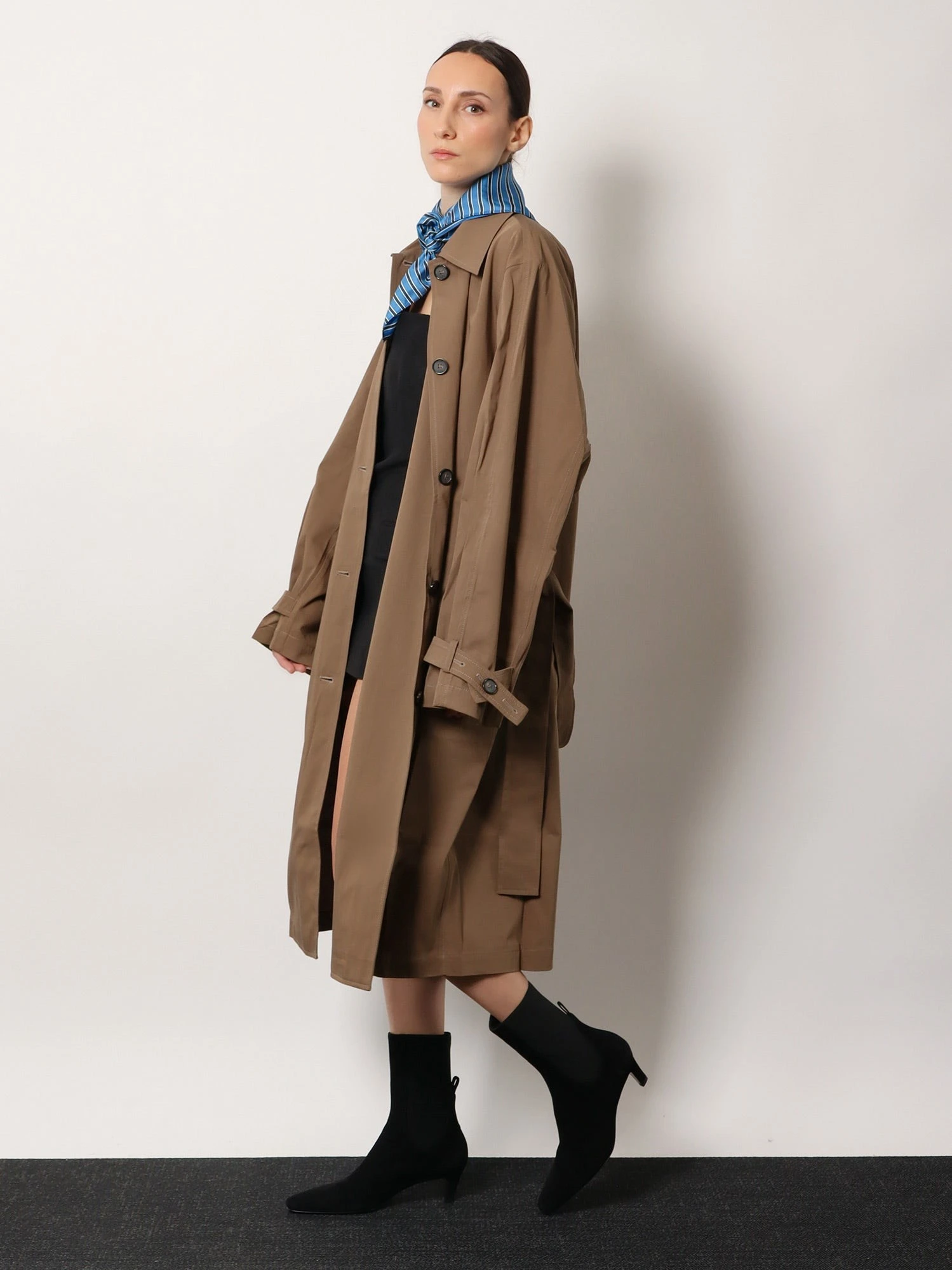 Organic cotton trench coat.webp