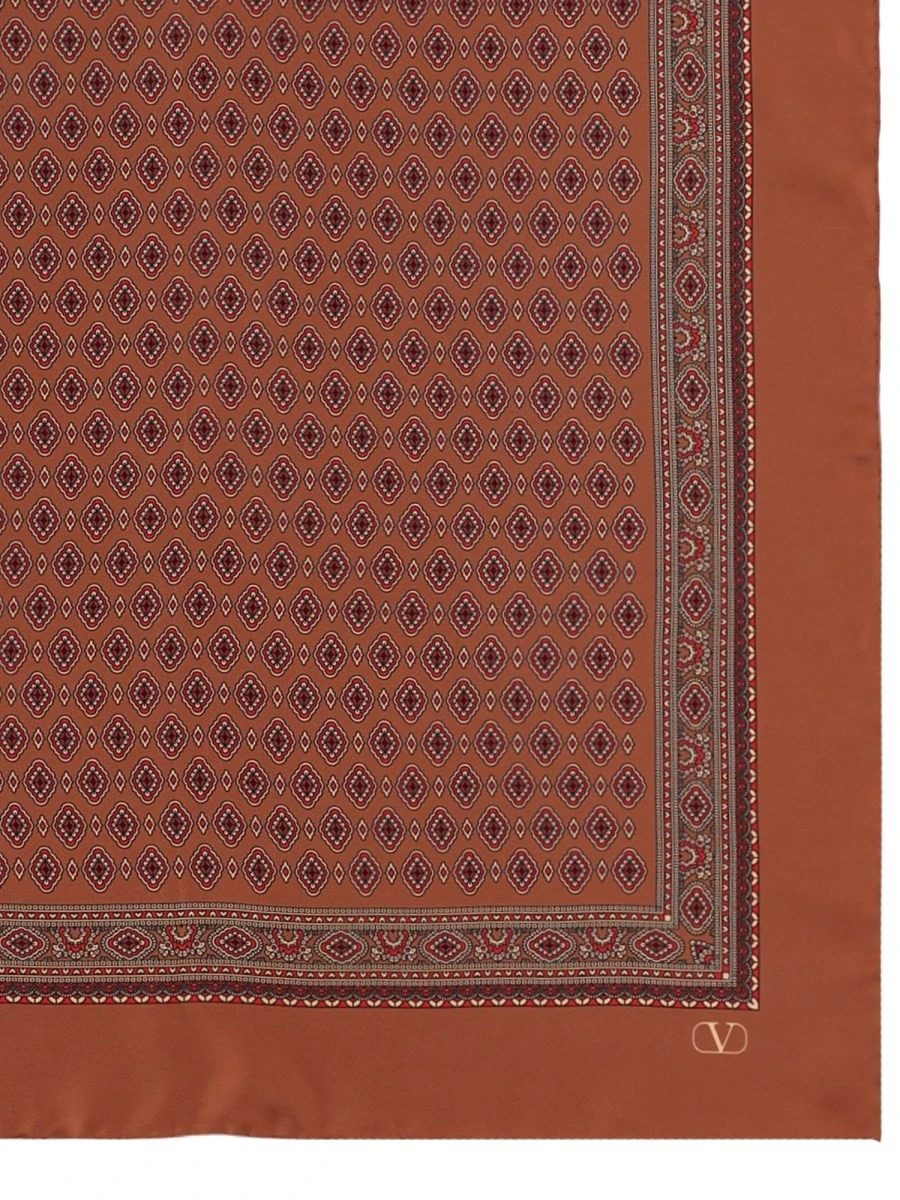 FOULARD IN SETA.webp