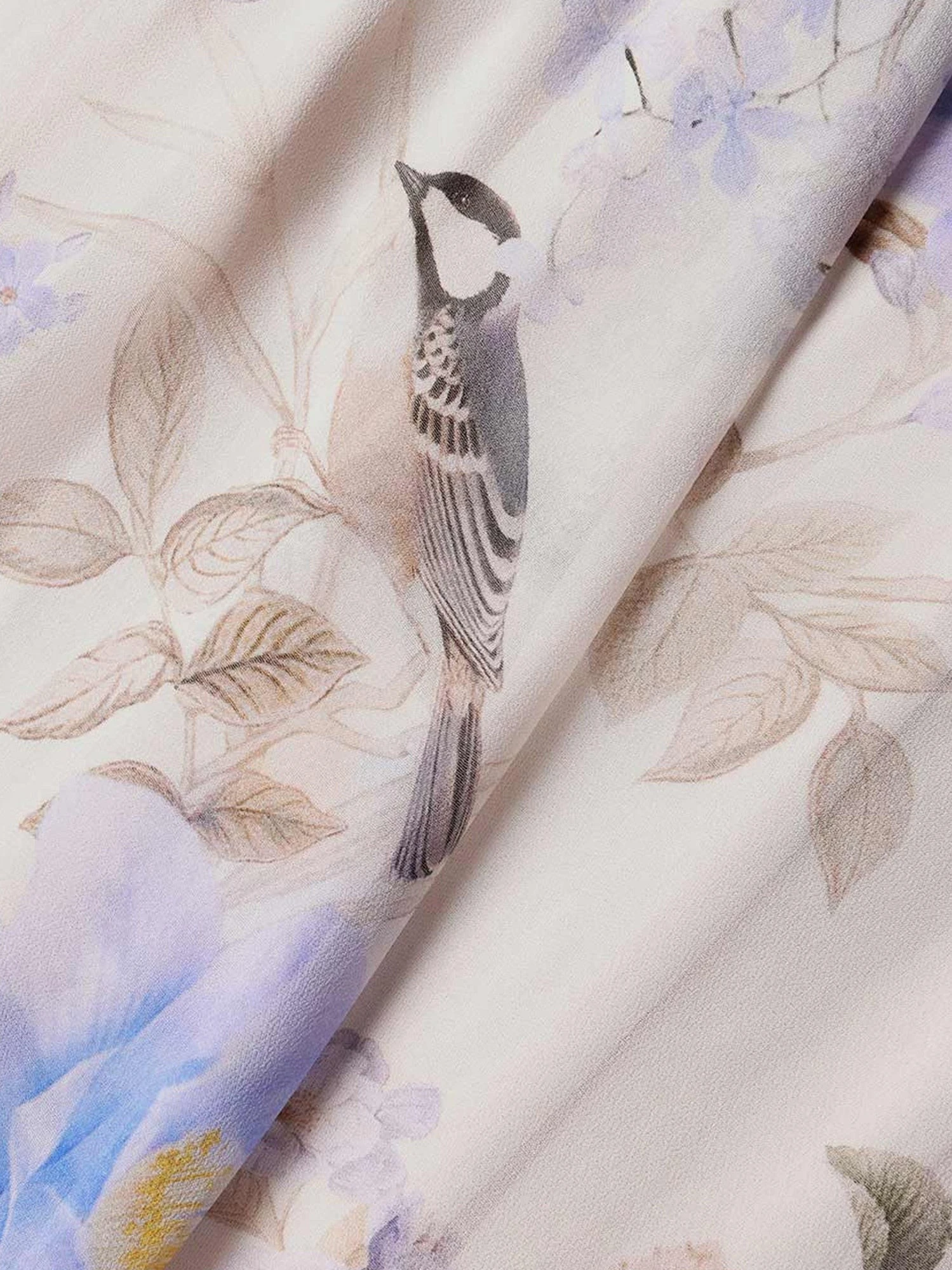Luna viscose dress with floral print.webp