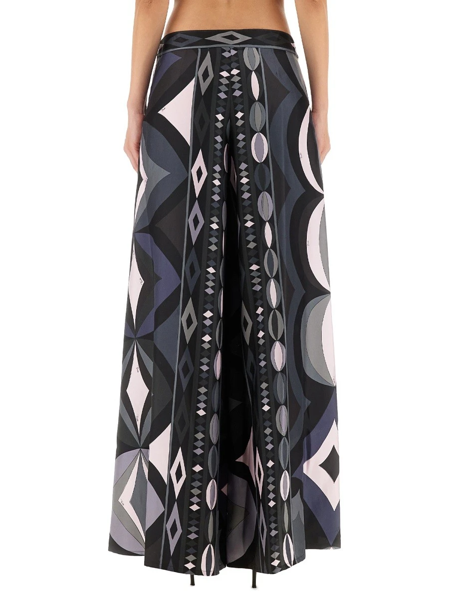 PANTS WITH NECKLACE PRINT.webp