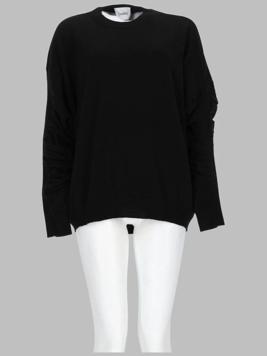 crew neck knit.webp
