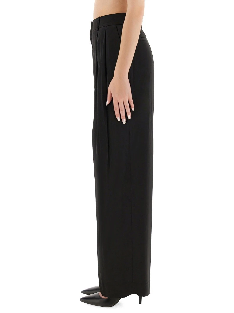 PANTALONE A GAMBA AMPIA.webp