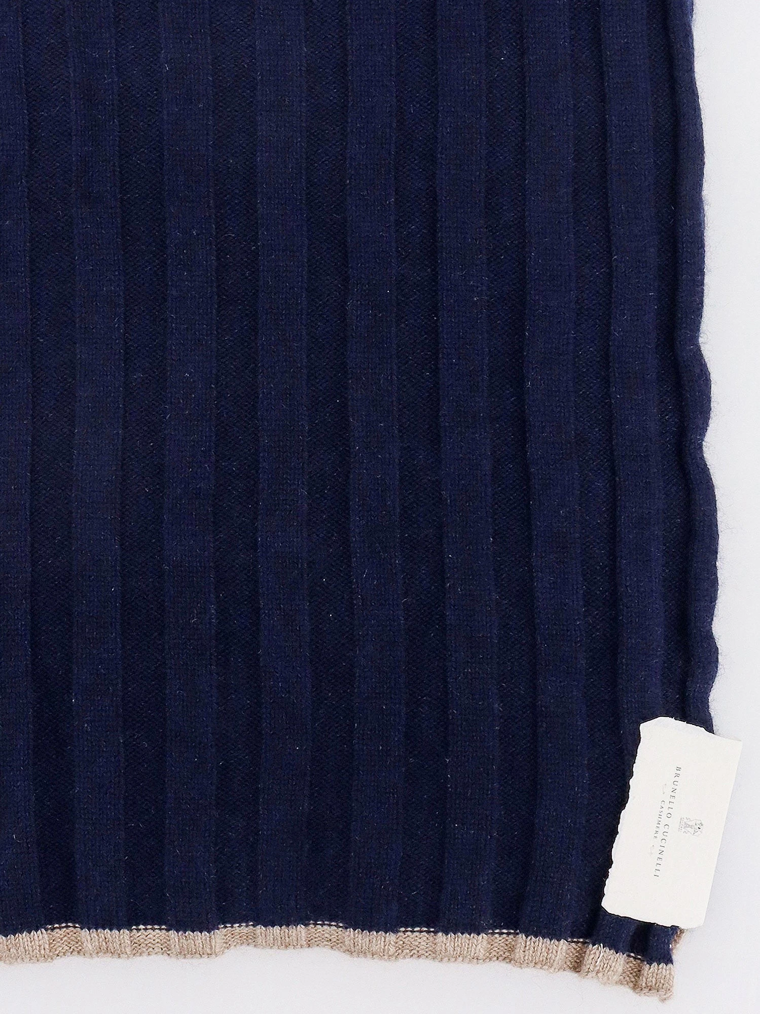 Cashmere scarf.webp