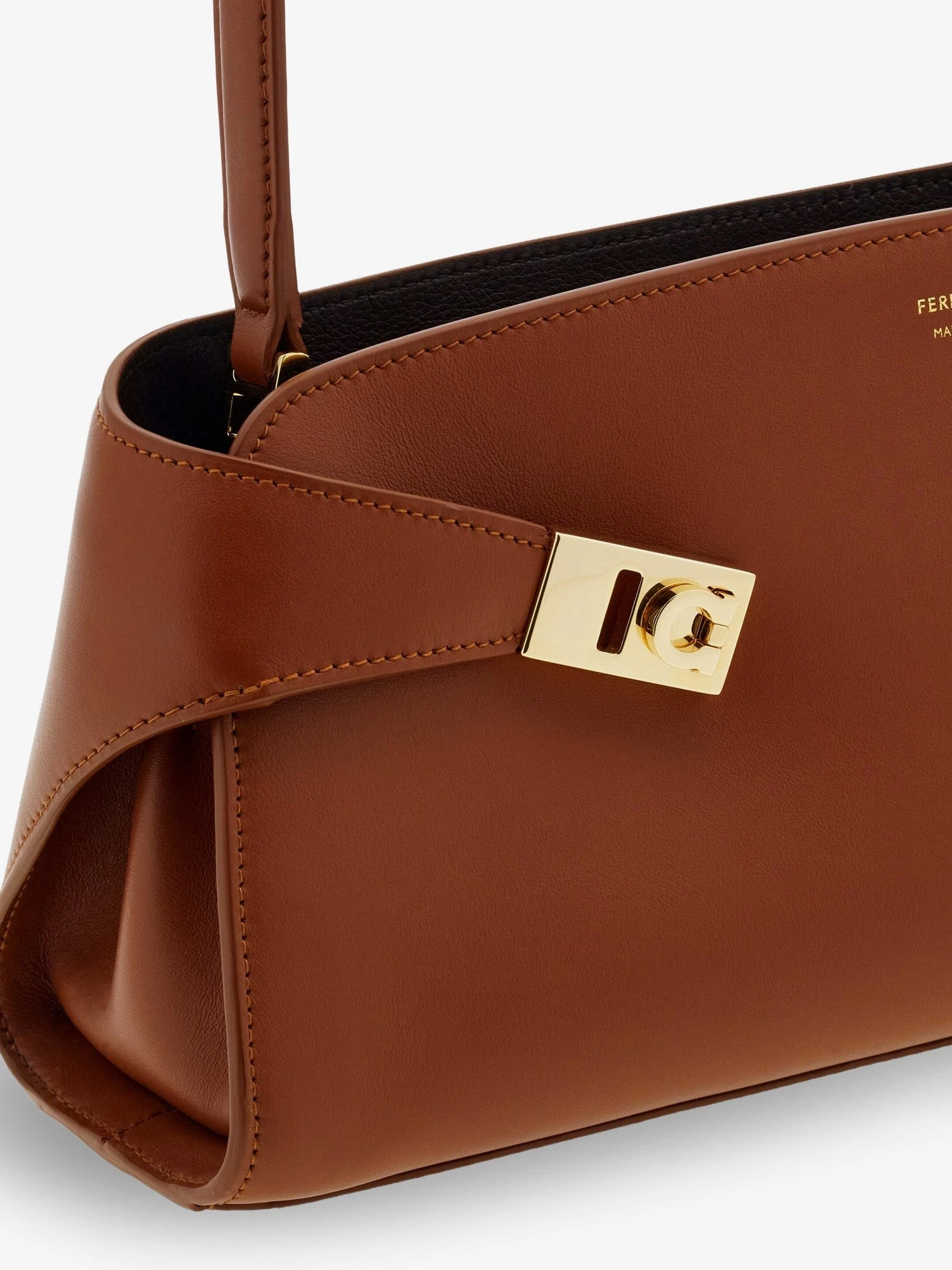 Hug East-West Leather Shoulder Bag.webp