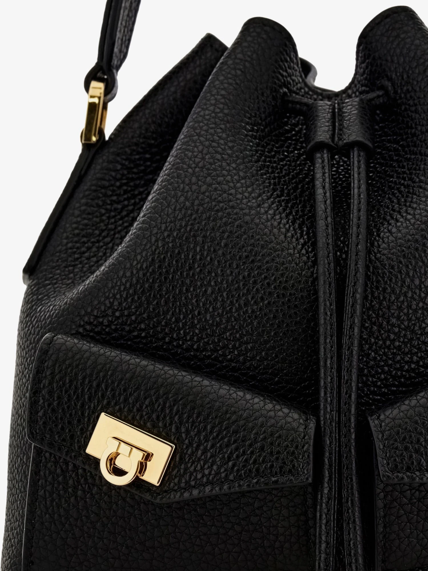 Leather bucket bag.webp