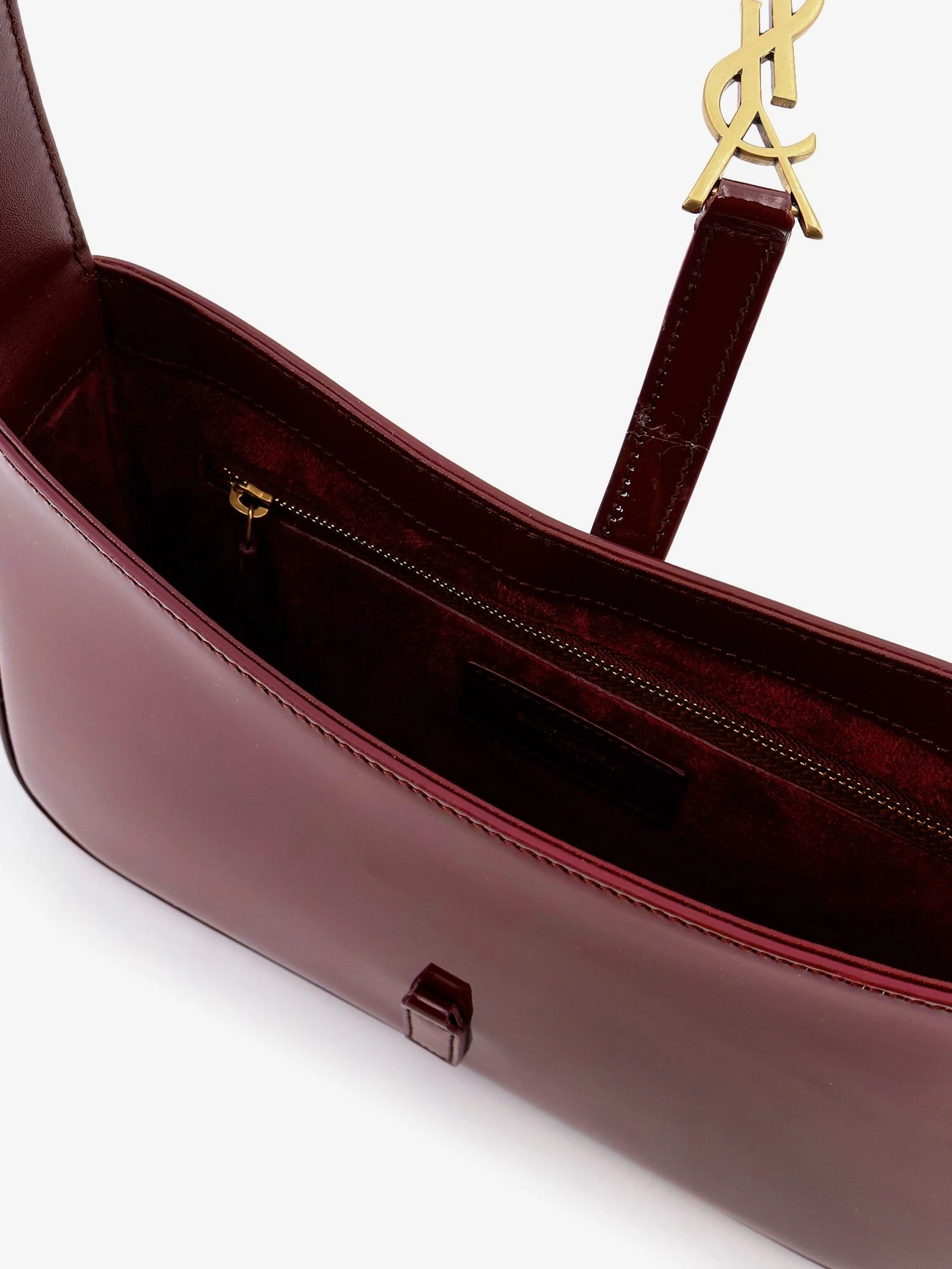 LE 5 À 7 bordeaux patent leather shoulder bag.webp