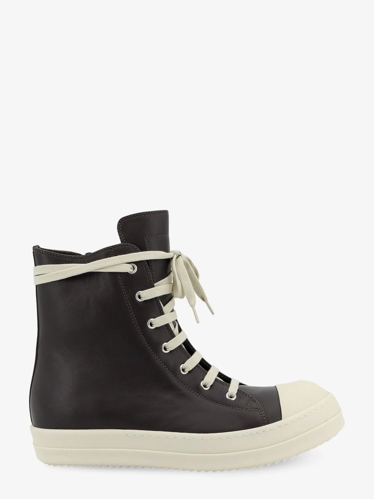 Leather sneakers.webp