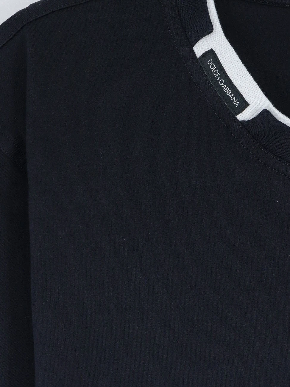 Cotton t-shirt with contrasting profile.webp
