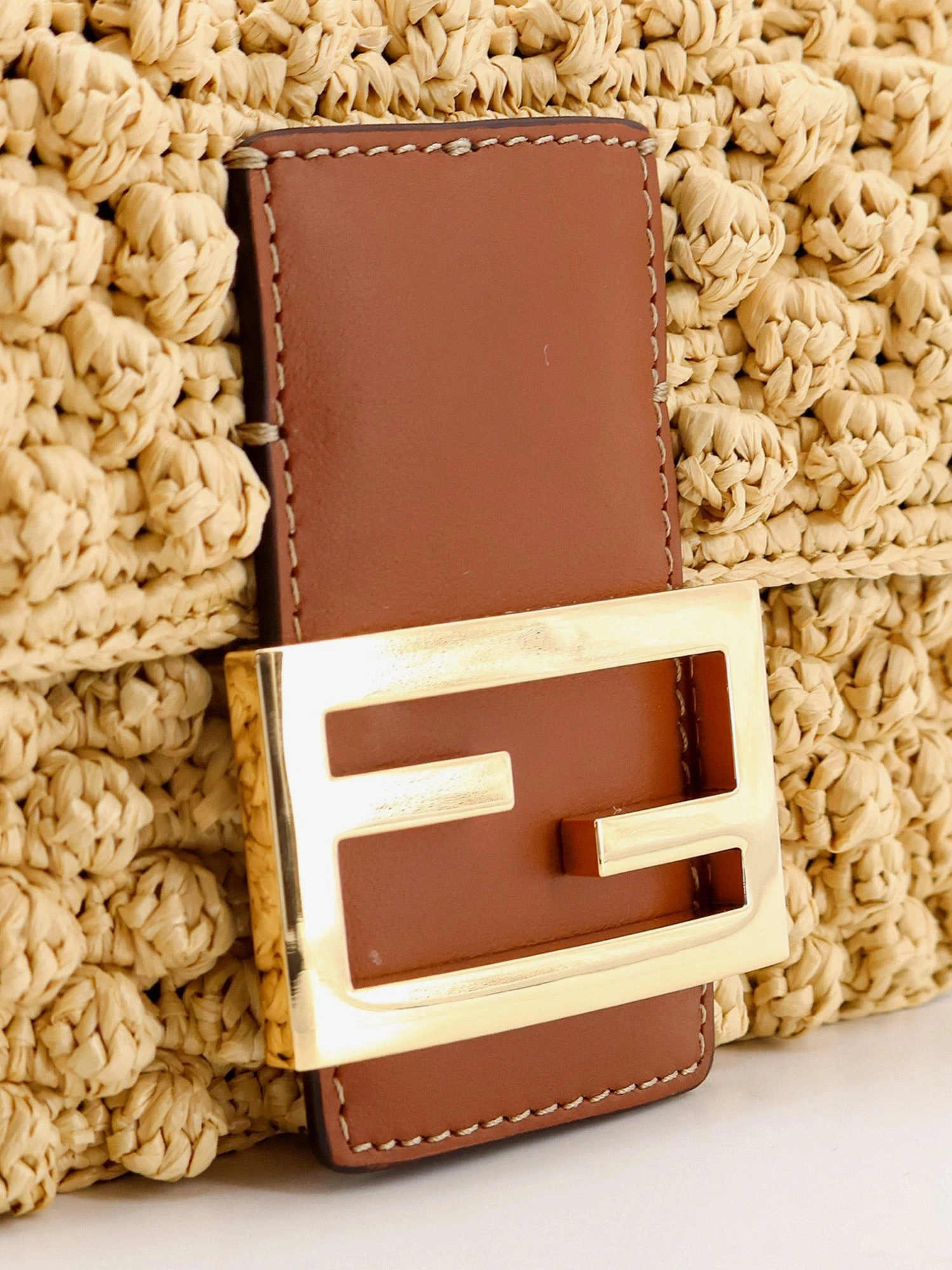 Baguette® Mini raffia crossbody bag.webp