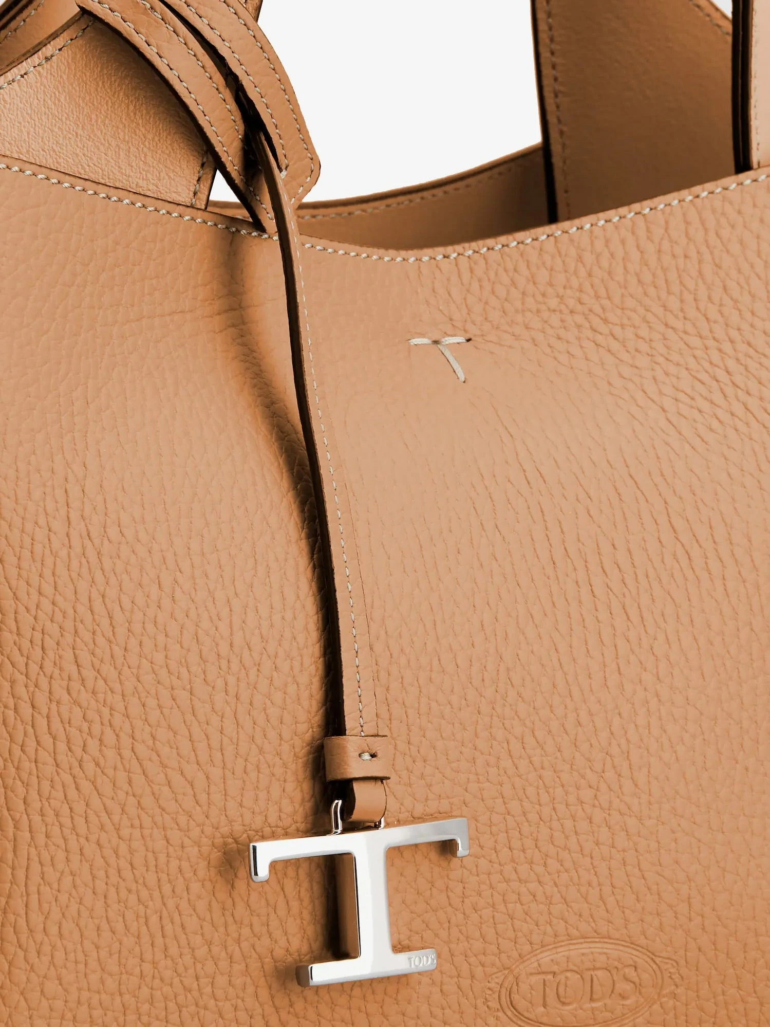 Leather crossbody bag.webp