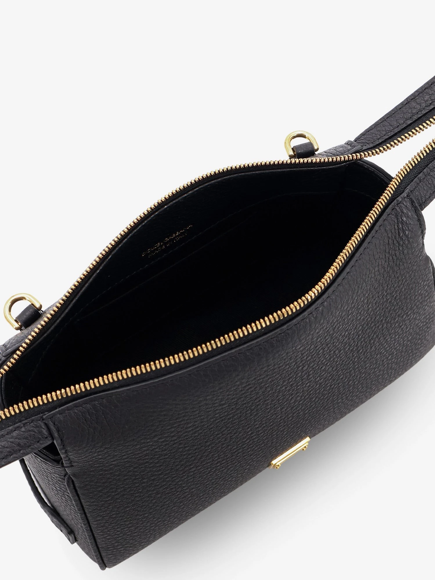 Vittoria leather handbag.webp