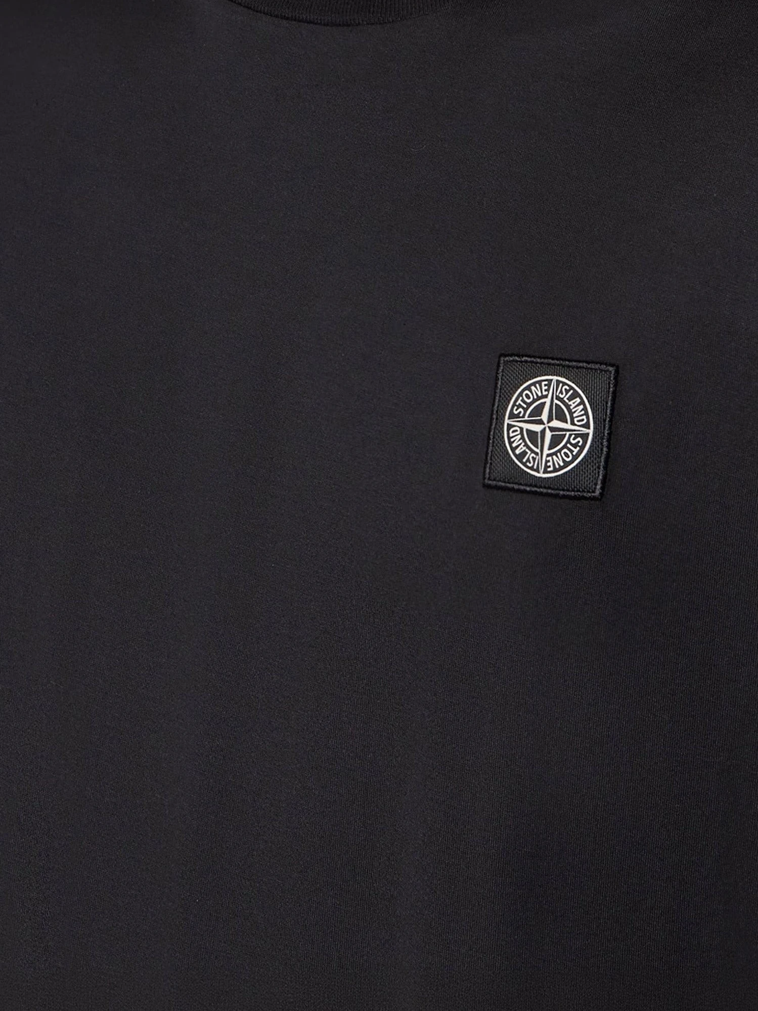 Cotton T-shirt with front logo patch.webp